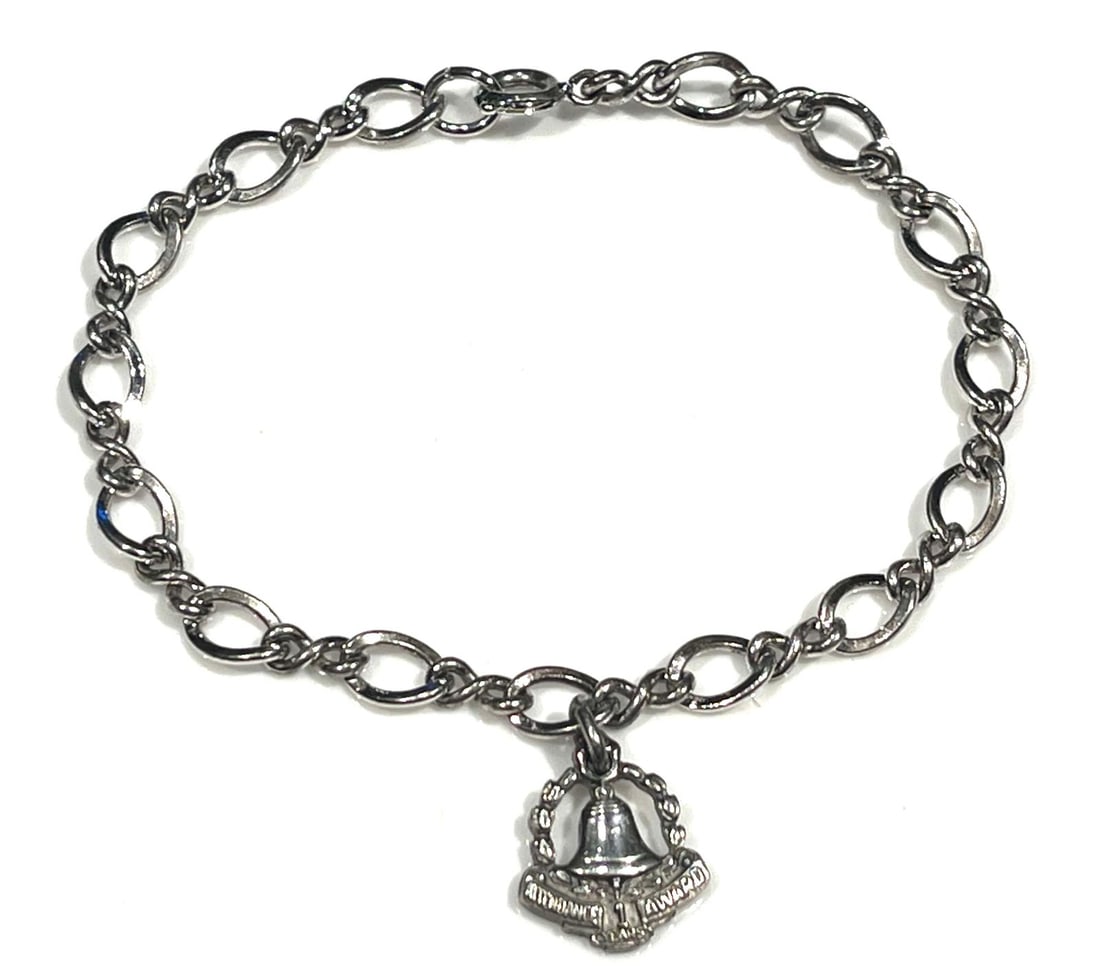 Vintage Sterling Silver Charm Bracelet Attendance 1 Year Award Charm: Title: Vintage Sterling Silver Charm Bracelet Attendance 1 Year Award Charm Description: Vintage Sterling Silver Charm Bracelet Attendance 1 Year Award Charm Bracelet Hallmarked: Sterling, Charm Hallm