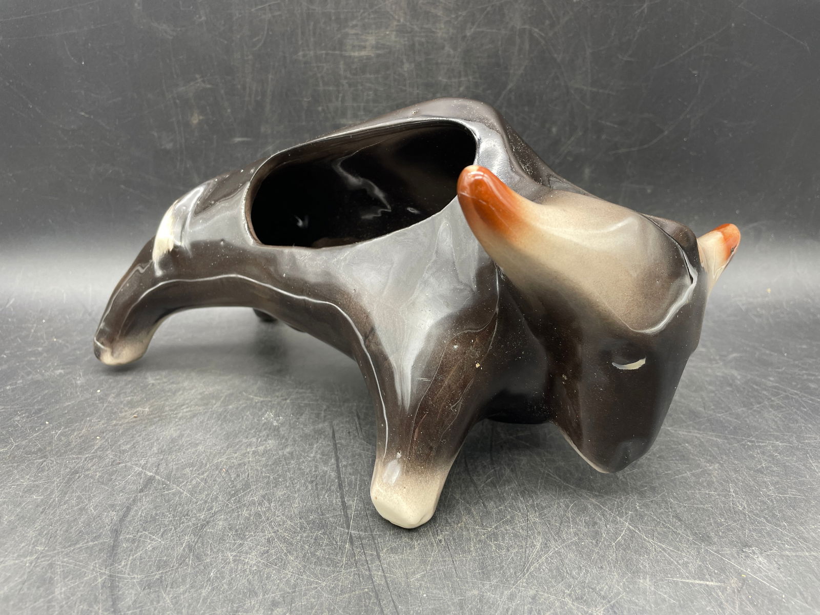 McCoy Mid Century Modern 1960s Ceramic Bull Keep All Dresser Caddy: Title: McCoy Mid Century Modern 1960s Ceramic Bull Keep All Dresser Caddy Date/Period: Approx 1960's Dimension: Approx. 9.5" long Material: ceramic Additional Information: McCoy Mid Century Modern 196