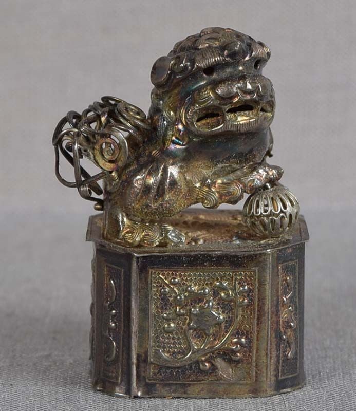 19c Chinese silver HAT ORNAMENT Foo lion (1 of 6)
