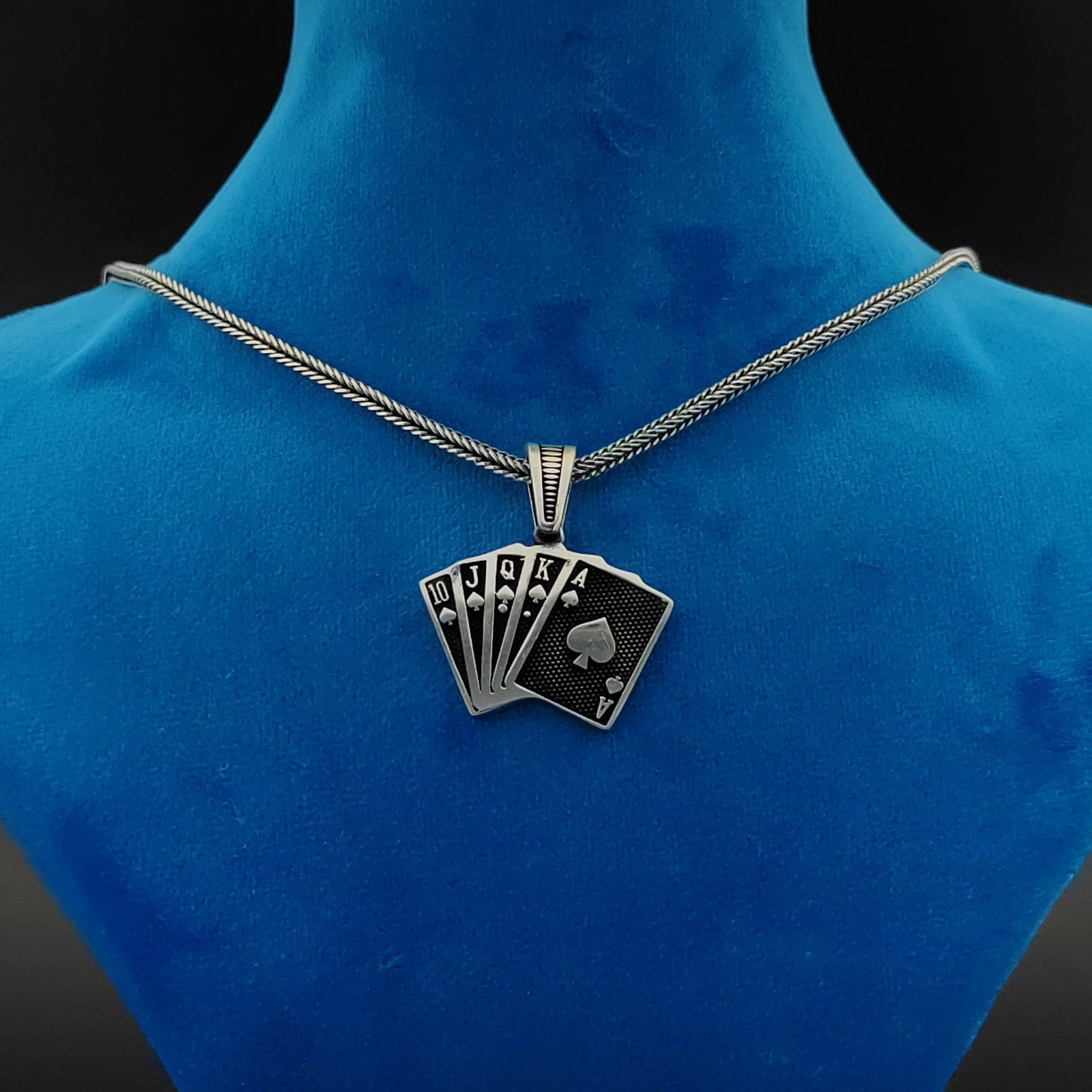 925 Silver Chain with Poker Pendant (1 of 8)