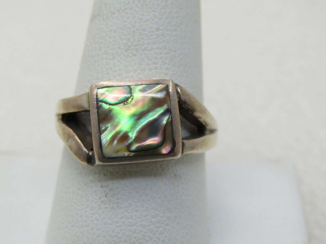 Vintage Southwestern Sterling Abalone Ring, Unisex, Sz. 10. 6.29 gr. (1 of 6)