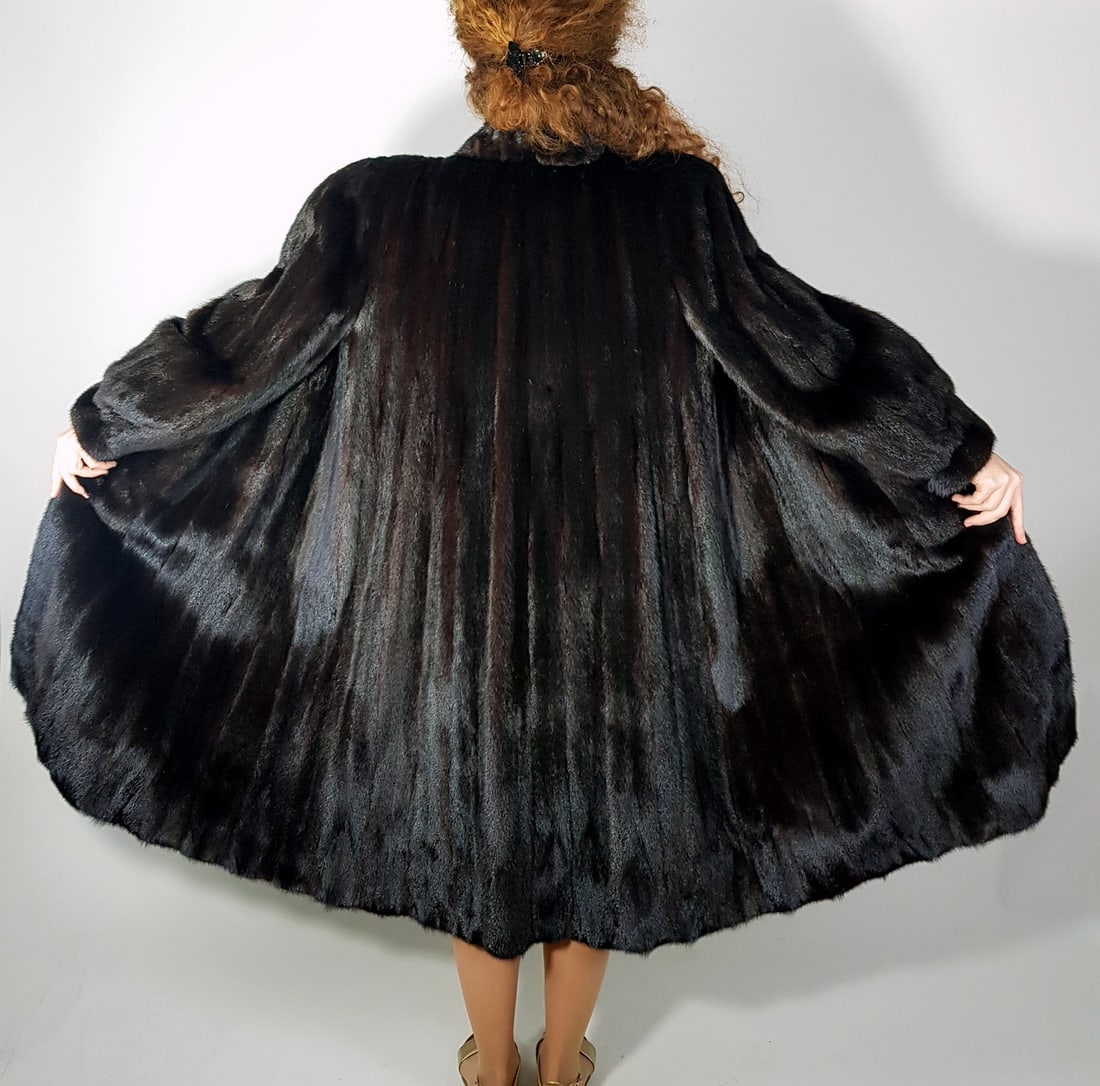 BROWN MINK JACKET EU: L ; US: 16 (1 of 12)