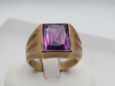 Vintage 10kt Men's Purple Stone Ring, Sz. 11.5, 1940's-1950's.