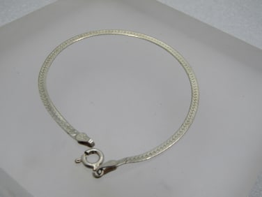Vintage Sterling Herringbone Bracelet , 7", 2.5mm wide. 1980's-1990's