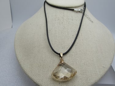 Vintage Yellow Glass Crystal Necklace 26"-28", 1990's