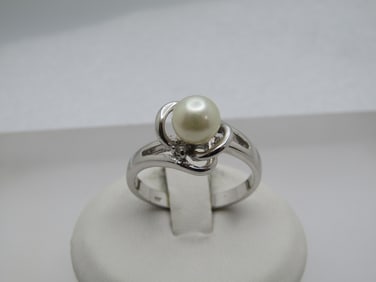Silver Plated Faux Pearl Ring, Rhinestone Accents, Sz. 9.5, 1990;s-2000