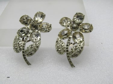 Vintage Pair of Rhinestone Floral Dress Clips, 1940's