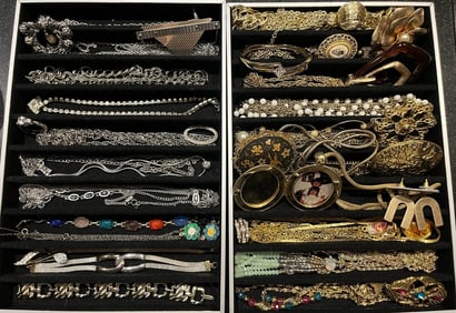 Large Lot of Vintage Sliver and Gold Tone Costume Jewelry- 1 lbs 14 oz