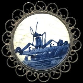 Vintage Delft Holland Windmill 835 Silver Hand Painted Booch
