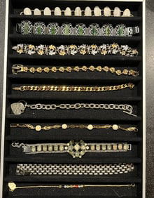 Vintage Costume Jewelry Bracelet Lot Unsigned & Signed