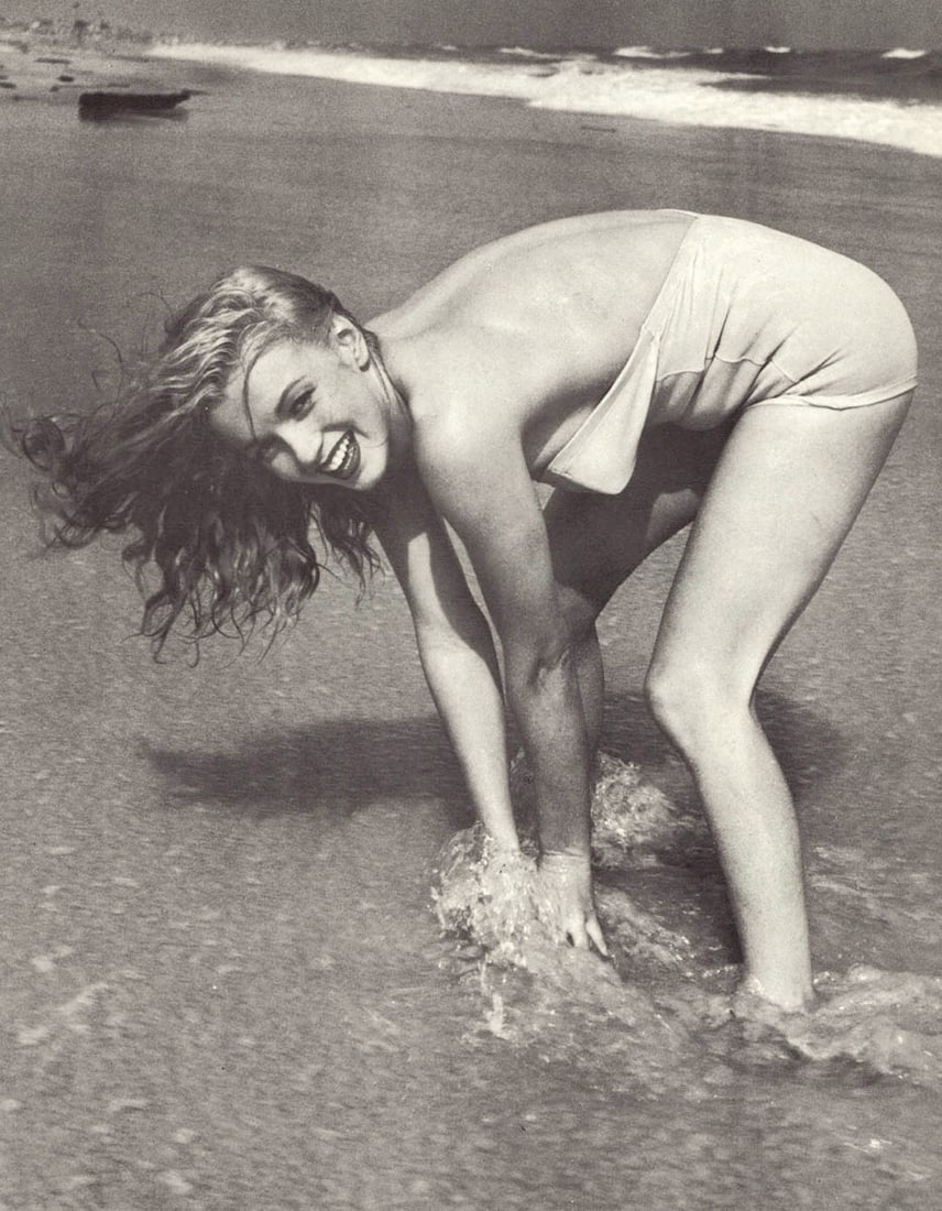 ANDRE DE DIENES - Marilyn Monroe (Norma Jean)(in the water) (1 of 1)