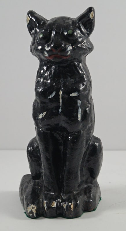 Antique Cat Cast Iron Doorstop 1920’s: Title: Antique Cat Cast Iron Doorstop 1920’s Dimension: 9 5/8” tall x 4 3/8” wide x 3 3/8” deep. Date: Ca. 1920’s Additional Information: Wonderful casting of a sitting u