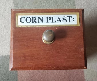Apothecary pharmacy drawer 19th century. Corn Plast: