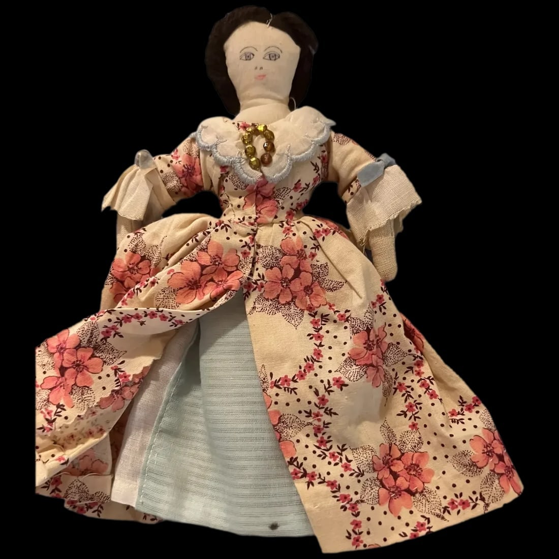 Vintage Americana Hand made cloth DOLL: Vintage Americana Hand made cloth DOLL 12" completely hand made early 1930s hand drawn face. Shipping: Domestic: Flat-rate of $10.00 to anywhere within the contiguous U.S. International: Foreign shipp