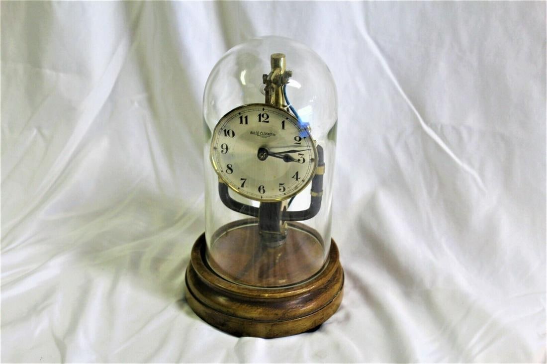 Antique Clock Bulle
