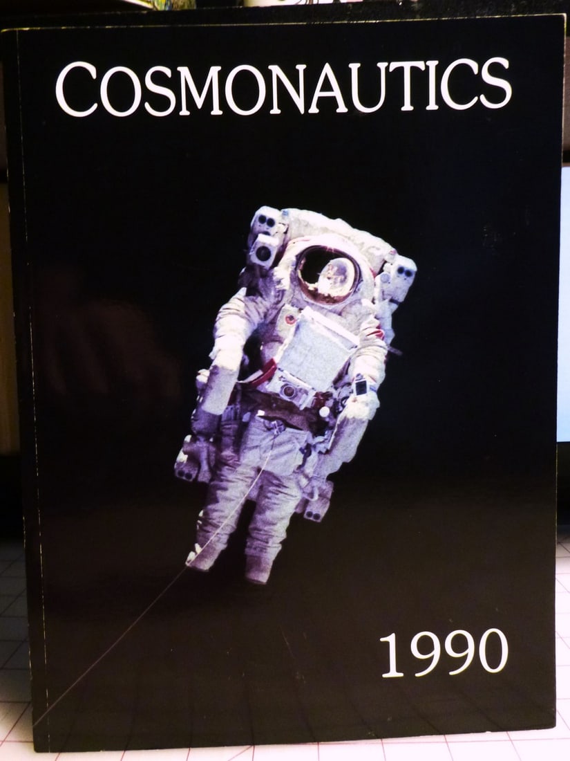 Soviet Cosmonautics 1990: Title:Soviet Cosmonautics 1990 Author:SIGNED by Russian Cosmonaut ANATOLY BEREZOVOY. Date:1991 Publisher:Mashinostroenie Press [USSR] & Matson Press [USA] Edition:edition unspecified Additional Inform