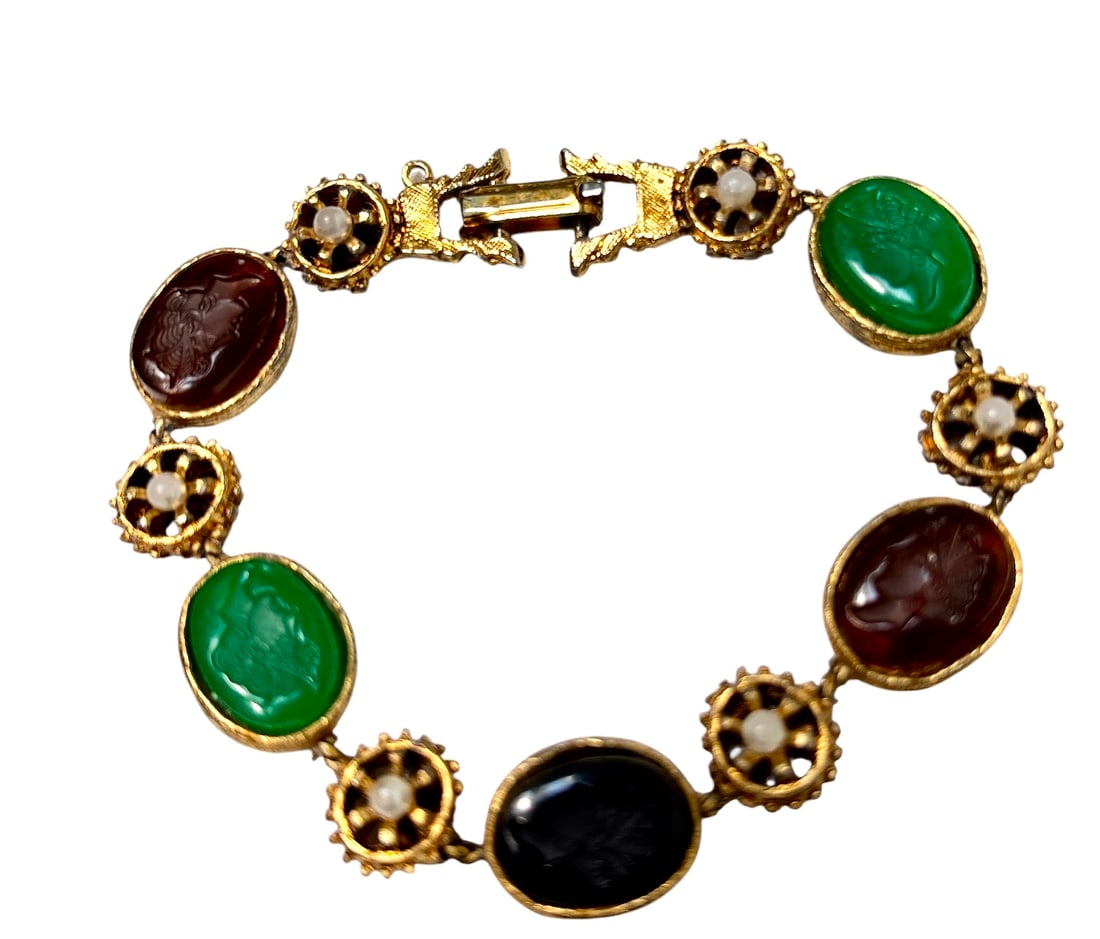 7" quality scarab cartouche bracelet: Title:7" quality scarab cartouche bracelet Description:Pictures do not do justice to this wonderful bracelet with etched gems and tiny little pearls (could be faux). Fits a wrist 7" around or smaller
