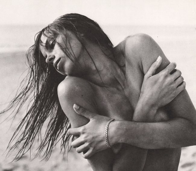 EDWARD HARDEN - Female Figure: DescriptionArtist: EDWARD HARDENPrint Title: Female FigureMedium: Sheet Fed GravurePrinted in: The USA, 1970’sImage Size: approx. 7 x 8”Additional Information: COA Included.Reserve: $40.00Ship