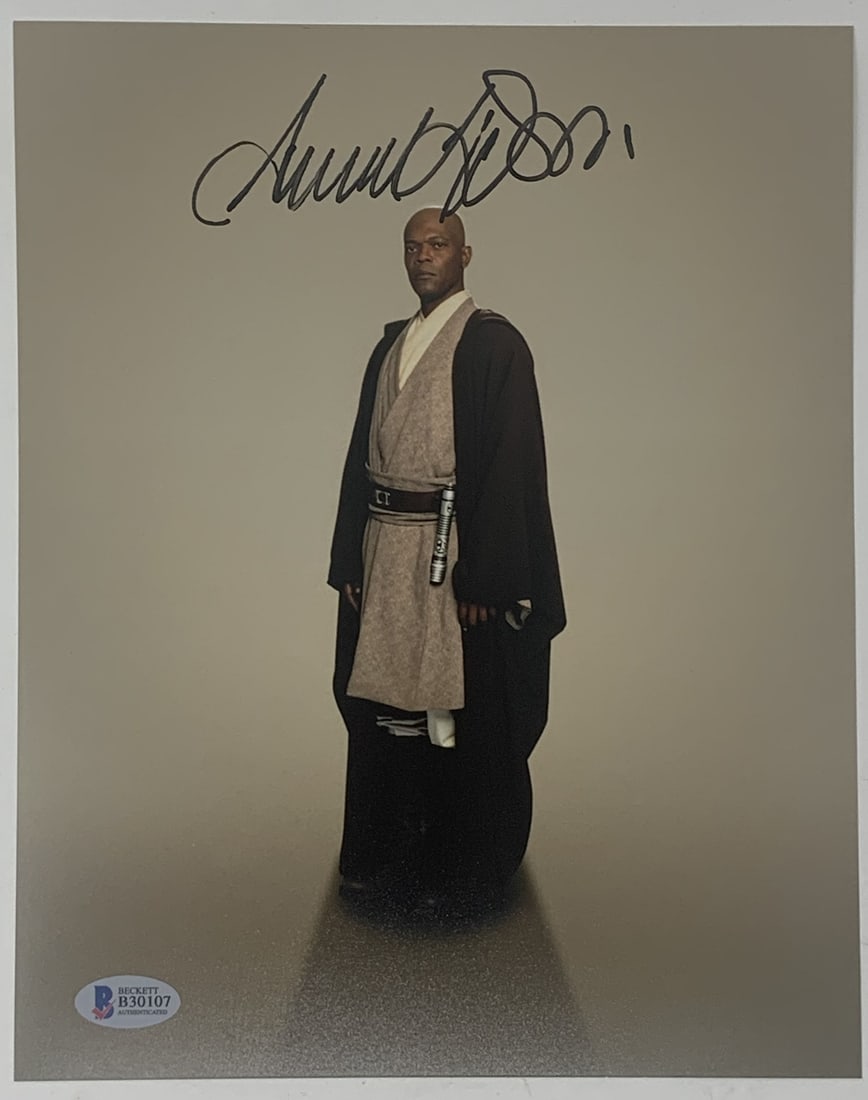Samuel L Jackson Star Wars Signed Photo 8x10 Photo Beckett BAS Authenticated (1 of 2)