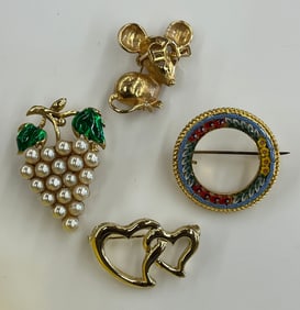 Vintage Lot of Brooches