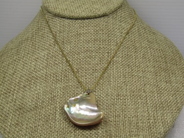 Vintage Shell/Mother-of-Pear Necklace, 15" Gold Tone Chain, 1960's-1970's