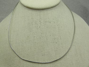 Vintage Sterling Round Collar Necklace 18", 1mm