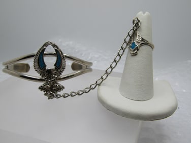 Turquoise Chip Biker Bracelet with Attached Ring, 7" and Ring is Sz. 6