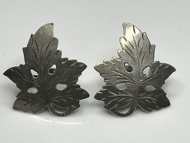 Vintage Sterling Silver Leaf Screw Back Earrings