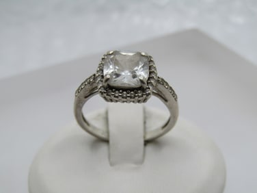 Vintage Sterling CZ Halo Engagement ring, Sz. 7, Appx. 1.5 CTW, Signed