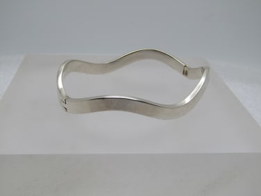 Vintage Sterling Wavy Hinged Bangle Bracelet, 7", 1980's-1990's