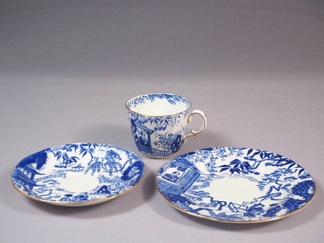 Royal Crown Derby Blue Mikado Dessert Plate Coffee Tea Cup Saucer Trio Setting: This beautiful, Bone china TRIO set of Dessert Plate, Cup and Saucer is made by Royal Crown Derby in their famous Mikado collection. The Mikado pattern was designed in 1894 by Royal Crown Derby’
