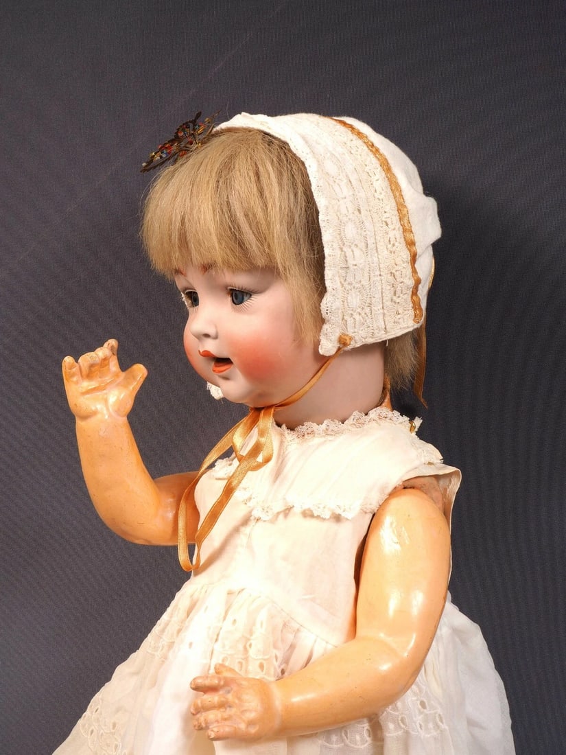 Hertel Schwab or Kestner 152 Doll RARE Bisque Composition LARGE: This is a beautiful, large Antique Baby doll. The doll is 22" tall The doll probably was made by Hertel Schwab or Kestner. She has a bisque head and composition body. She has a beautiful face with blu