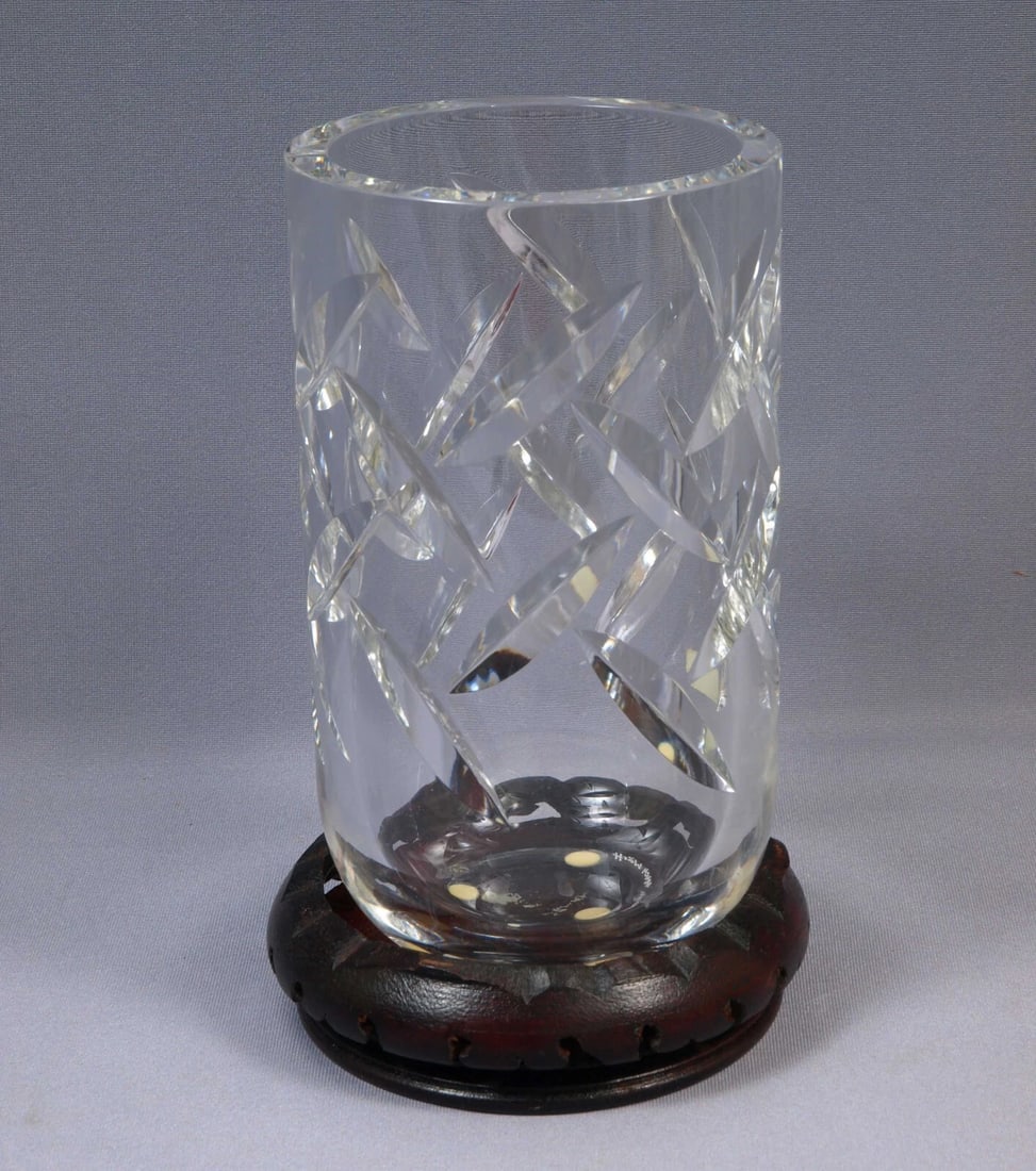 Kosta Boda Lead Crystal Cut Glass Vase by Goran Warff LARGE Signed: This is a beautiful and rare Large Lead Crystal vase. The vase is designed and signed by Goran Warff for Kosta Boda. It is made in Sweden in 1980s The vase is artist signed, engraved on the bottom. It