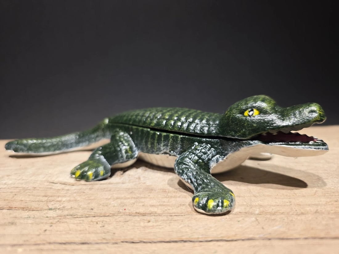 8 1/5" Cast Iron Alligator Match holder, Trinket box (1 of 13)