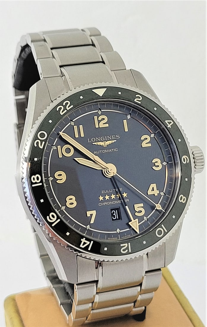 New Mens LONGINES ZULU TIME Automatic CHRONOMETER GMT Watch L3.812.4: New Mens LONGINES ZULU TIME Automatic CHRONOMETER GMT Watch L3.812.4 This Men's LONGINES watch is Swiss made. Great present for yourself or someone you love! Great present for vintage collectors or en