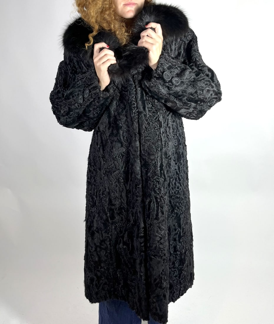 BLACK FOX & KARABUL FUR COAT EU: XXL; US: 24 (1 of 9)