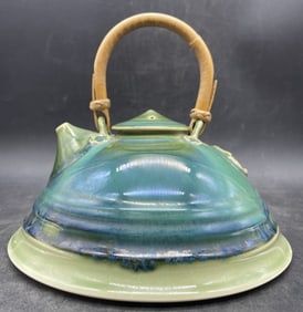 ART POTTERY TEA POT - ARTIST SIGNED. Stephen Fabrico 1977