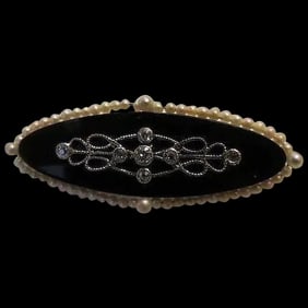 Vintage 14k Gold Diamond & Seed Pearl brooch