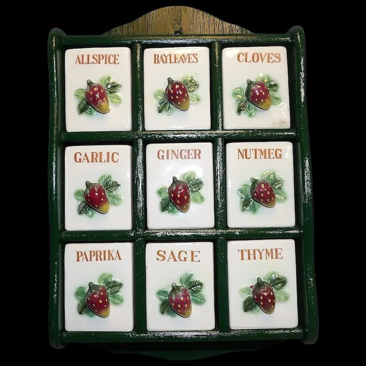 Vintage Pottery and Wood with Strawberry Pulls Spice Rack (1 of 10)
