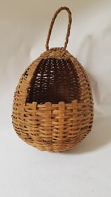Rare egg-shaped oak splint basket
