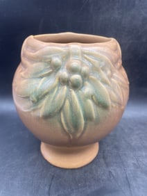 Vintage 1930’s Nelson Mccoy Pottery Vase Flower Pot Planter Bowl Leaf & Berry