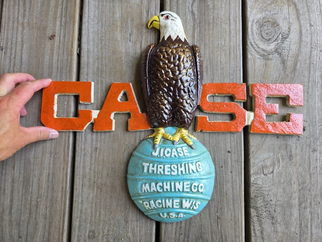 17 1/4" Heavy Cast Iron Bald Eagle Case Sign (1 of 13)