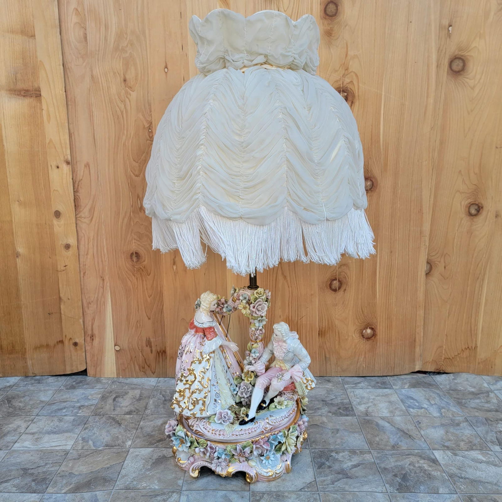Vintage Victorian Italian Capodimonte Porcelain Table Lamp with Shade: Vintage Victorian Italian Capodimonte Porcelain Table Lamp with Shade This beautiful antique Capodimonte hand painted figurine table lamp is in great condition. It is depicting a lady playing the harp