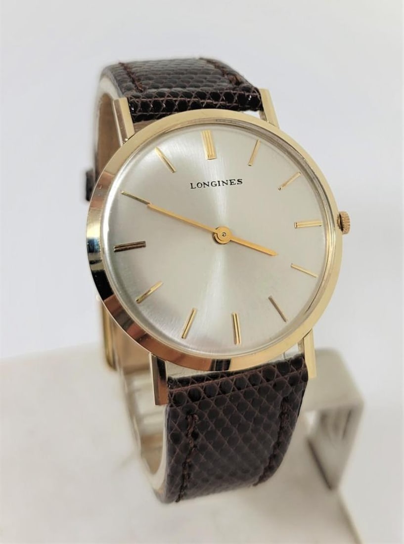Vintage 14k LONGINES UNISEX Winding Watch Ref.R6073 c.1970s Cal 528*MINT: Vintage 14k LONGINES Mens Winding Watch Ref. R6073 ? c.1970s Cal 528* Mint Condition?? Great present for yourself or someone you love as well as for vintage collectors or enthusiasts! * Solid 14k yell