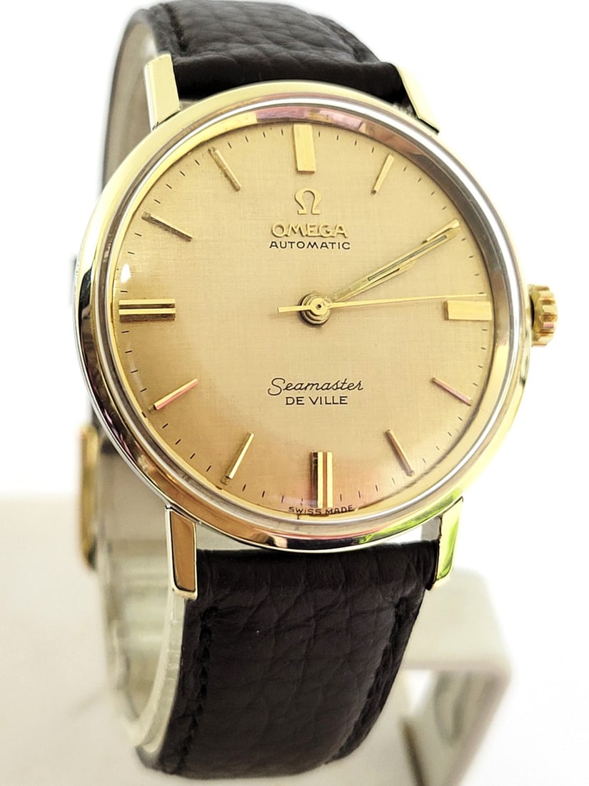 Vintage Mens 14k-S/Steel OMEGA SEAMASTER DEVILLE Automatic Watch Cal 550 166.020: Vintage 14k & S/Steel OMEGA SEAMASTER DeVILLE Automatic Watch 166.020 c.1960s Cal 550* SERVICED* EXLNT This Men's Omega watch is Swiss made. Great present for yourself or someone you love as well as f