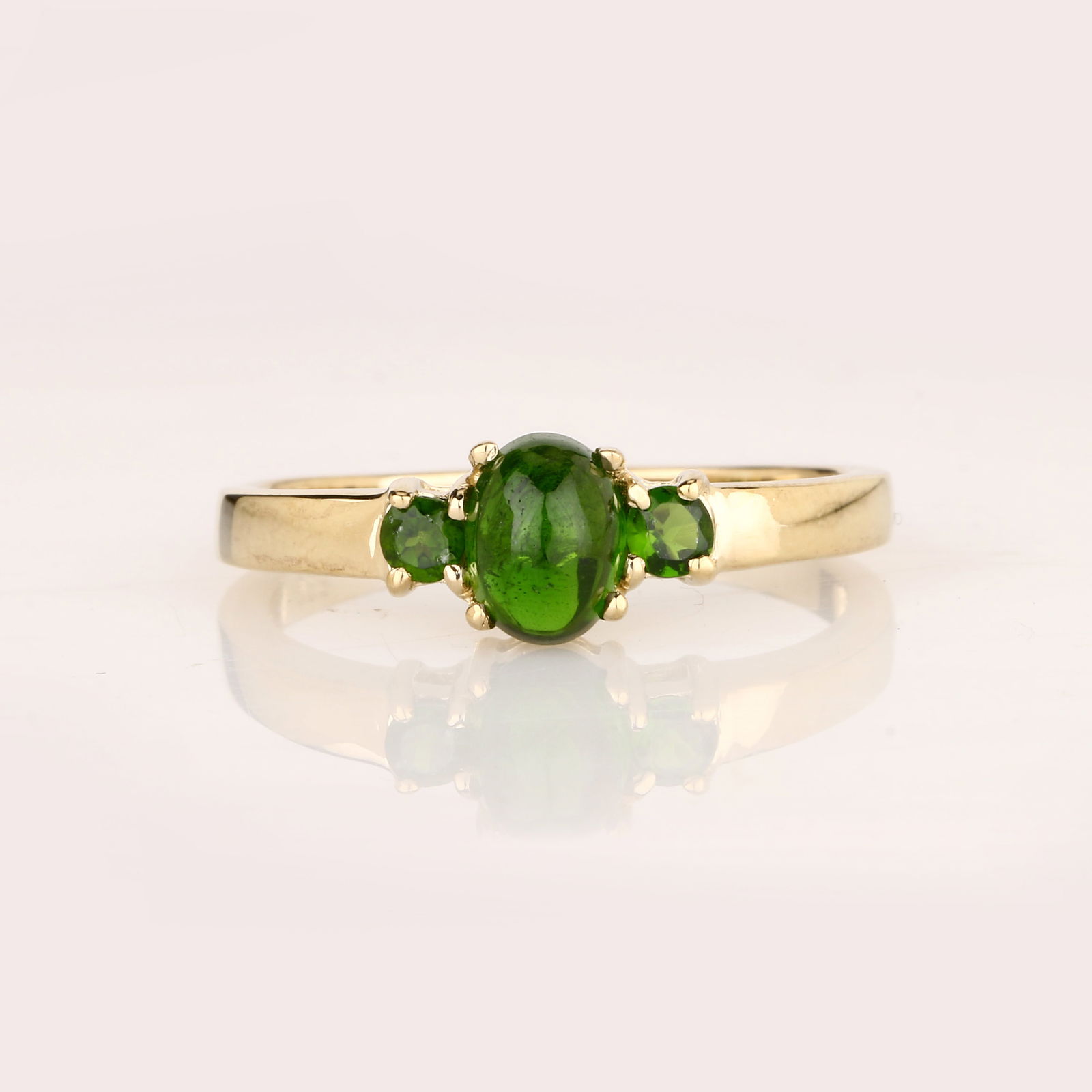 Ring- Chrome-Diopside CAB Oval 7x5mm - 1Pc + Chrome-Diopside Round 3.00mm - 2Pcs (1 of 4)