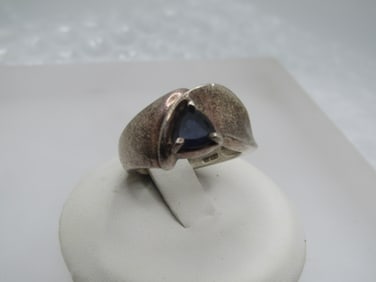 Vintage Sterling Blue Stone Ring, Sz. 5.5, Triangular