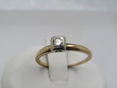 Vintage 14kt Diamond Illusion Engagement Ring, .15 ctw, Sz. 6.75 Signed Art Carved, 1940's-1950's