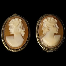 Vintage Shell Cameo Clip on Earrings