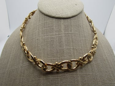 Vintage Figure 8 Linked Necklace, 16.5", 1960'S-1970'S.  Gold Tone